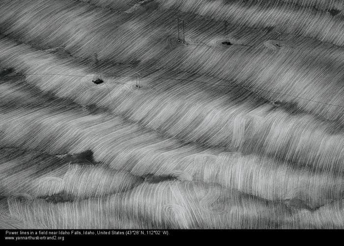 Bird's-eye view photography by Yann Arthus Bertrand