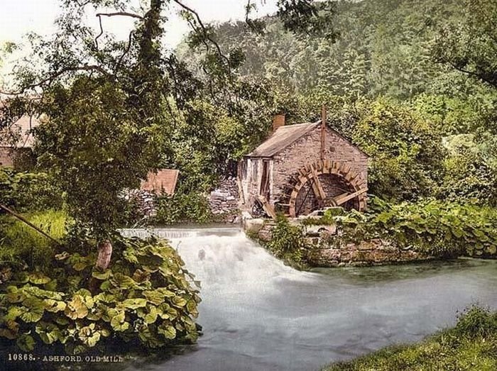 History: Color photographs of old England, United Kingdom