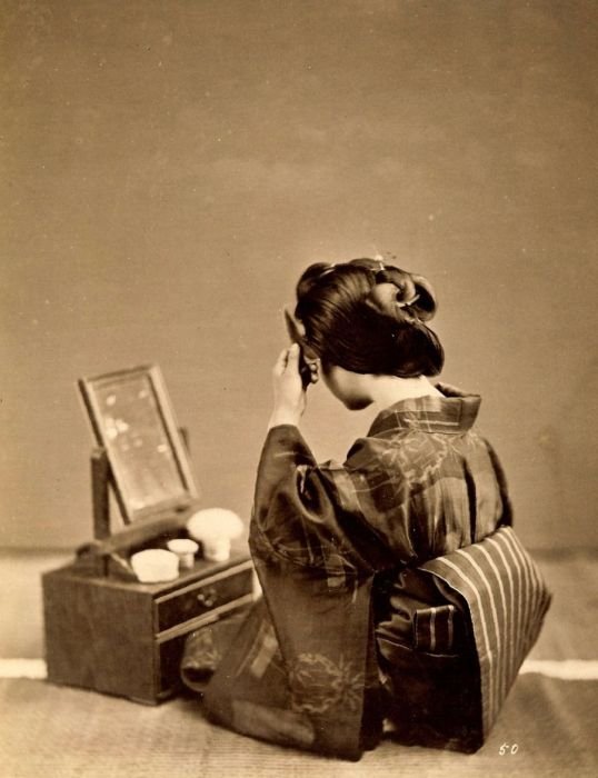 History: Vintage photography of Geisha, Japan