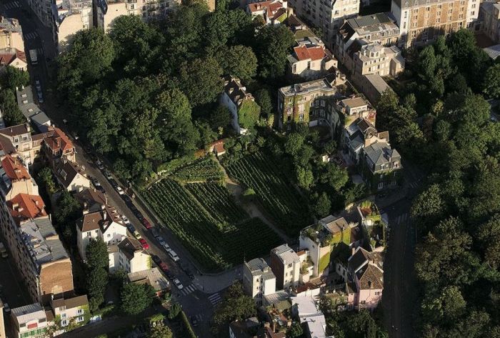 Bird's-eye view of Paris, France