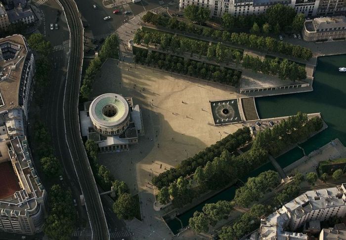 Bird's-eye view of Paris, France